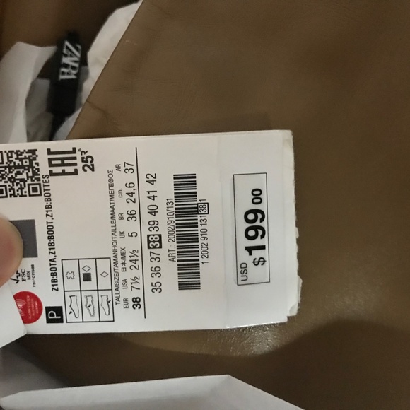 Brand new, leather knee high heeled Zara boots! Completely sold out! - Picture 2 of 2